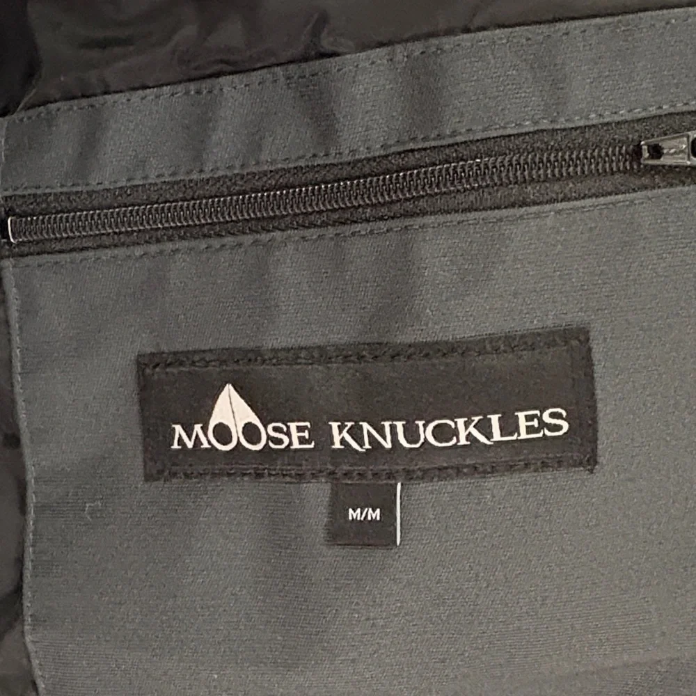 MOOSE KNUCKLES Original Shearling Men's Black Puffer Jacket with Fur Hood Size M - Picture 11 of 16